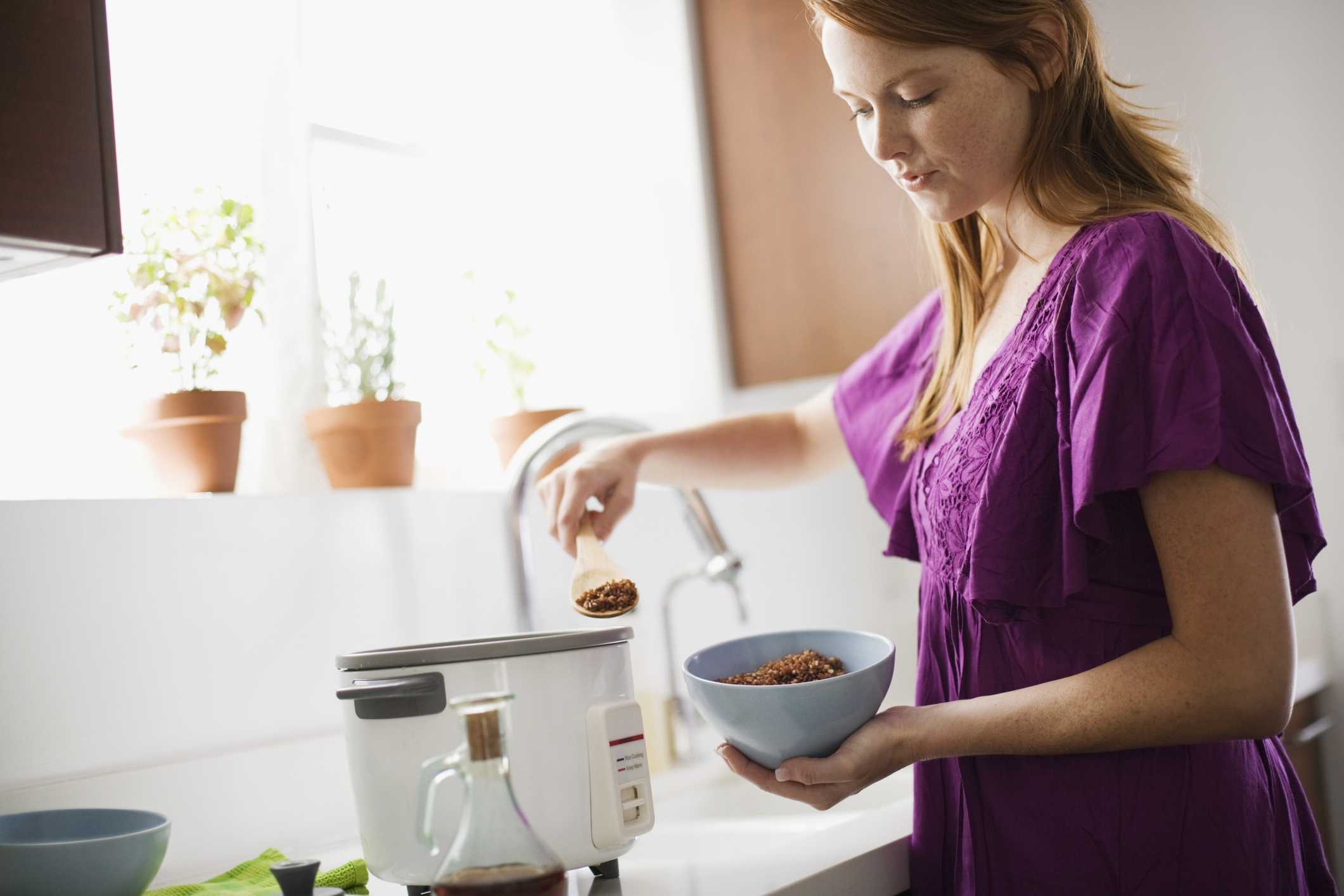 Panela elétrica de arroz: descubra como preparar outras receitas